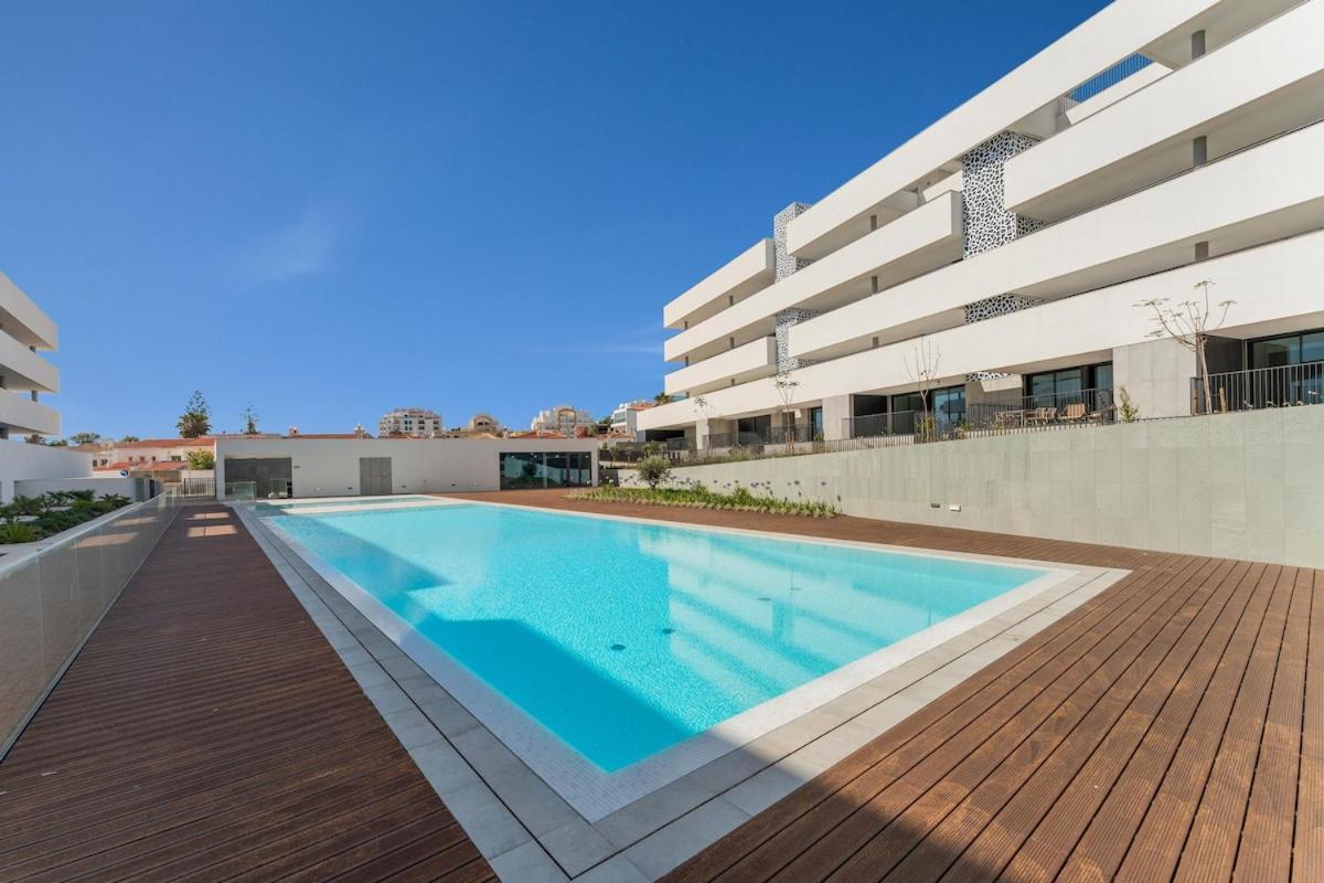 Luxury 3br Sea Views, Pool, Sauna, Gym * Lagos
